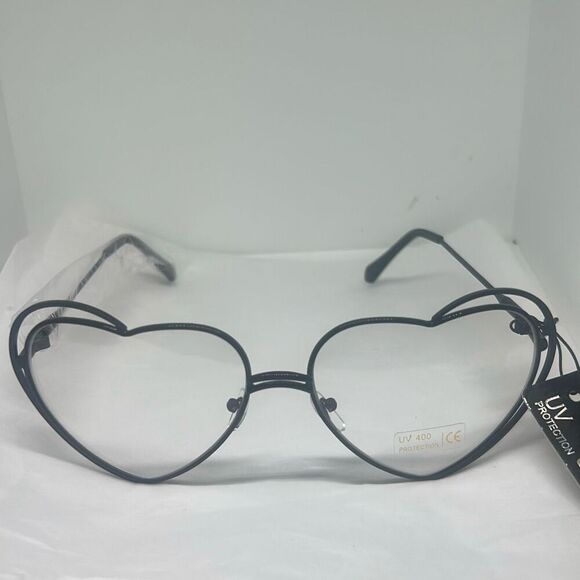 Heart-Shaped Clear Lens Glasses – UV Protection, Lightweight Frame - Picture 2 of 3